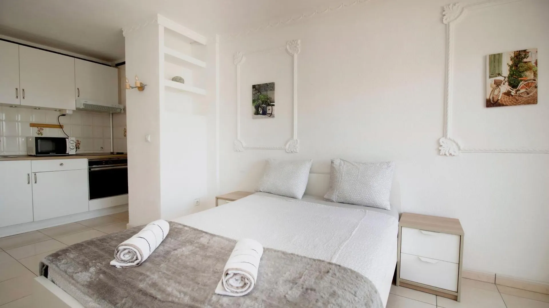 Studio In Calypso,Calahonda 200 Metres From The Beach Sitio de Calahonda Spain
